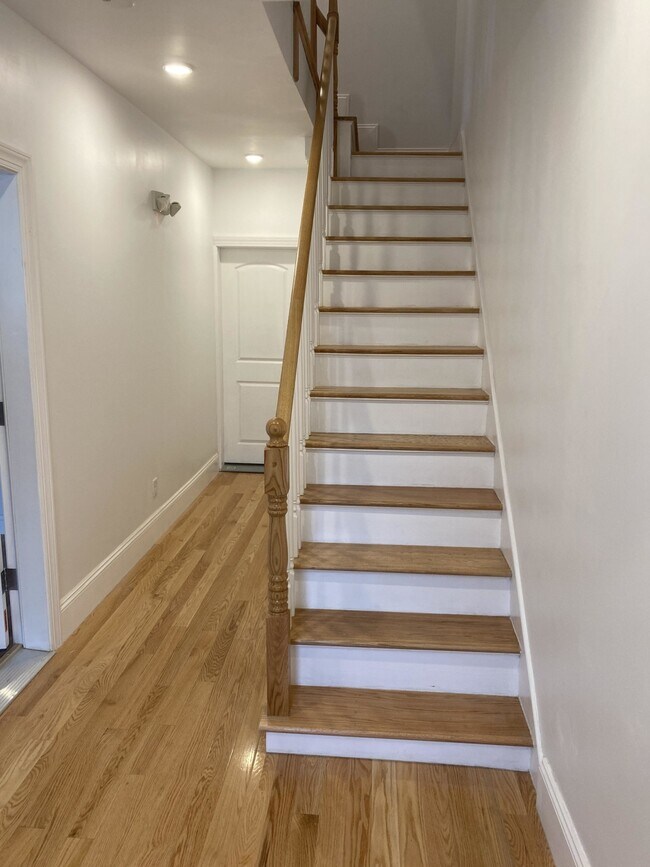 141 Prospect St, Unit 1 in Cambridge, MA - Building Photo - Building Photo