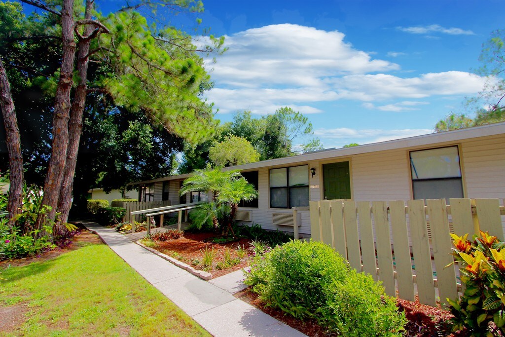 Lakewood Apartments Brandon, FL Apartments For Rent