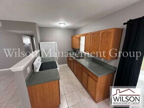 900 Jamela Dr in Ocoee, FL - Building Photo - Building Photo