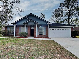 1995 Hovington Cir W in Jacksonville, FL - Building Photo