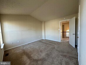 11135 Stalbridge Ct in Fredericksburg, VA - Building Photo - Building Photo