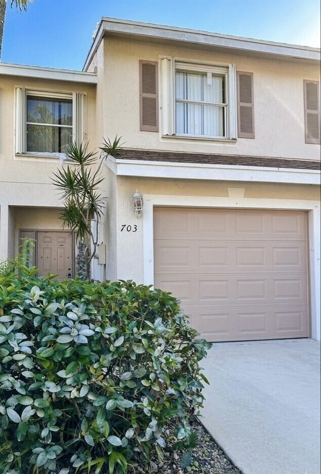 703 Crosswinds Dr in Greenacres, FL - Building Photo - Building Photo