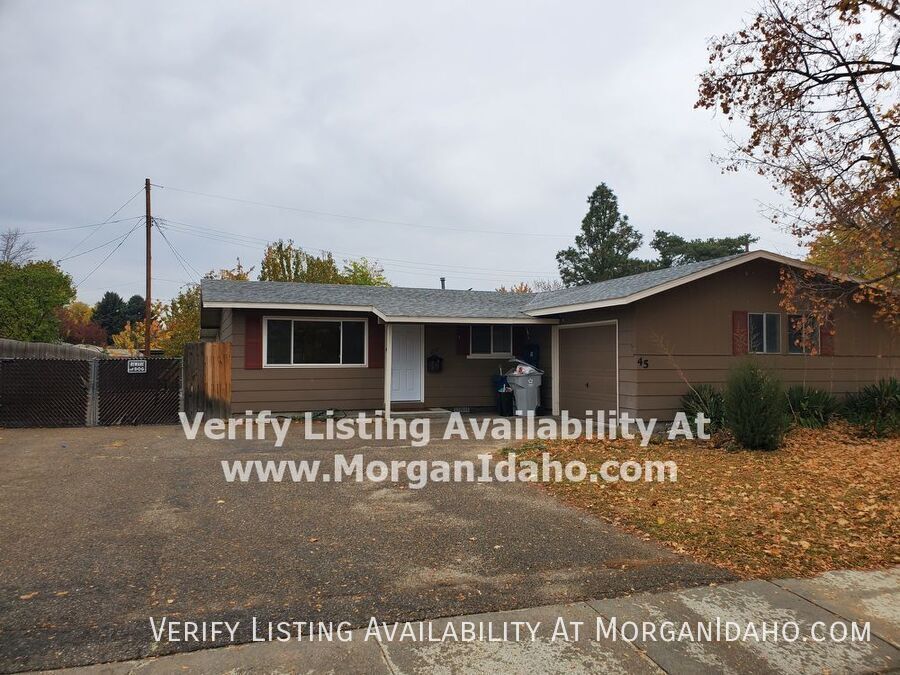 45 S Westwood St in Nampa, ID - Building Photo