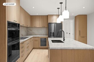 306 E 15th St in New York, NY - Building Photo - Building Photo