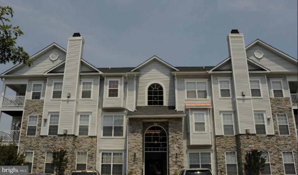 5928 Founders Crossing Ct in Alexandria, VA - Building Photo