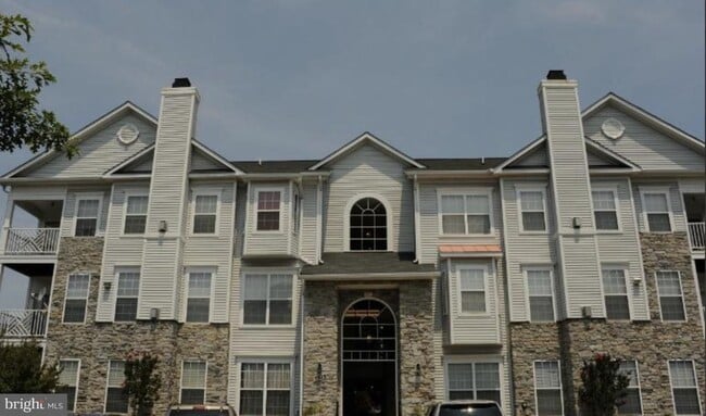 property at 5928 Founders Crossing Ct