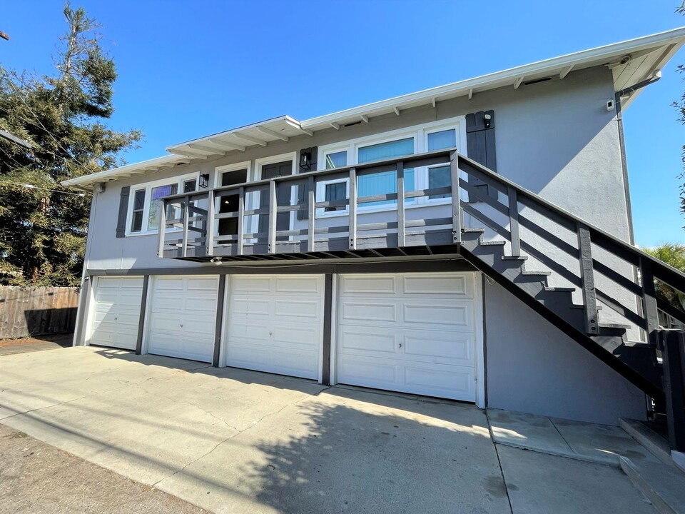 231 San Clemente St in Ventura, CA - Building Photo