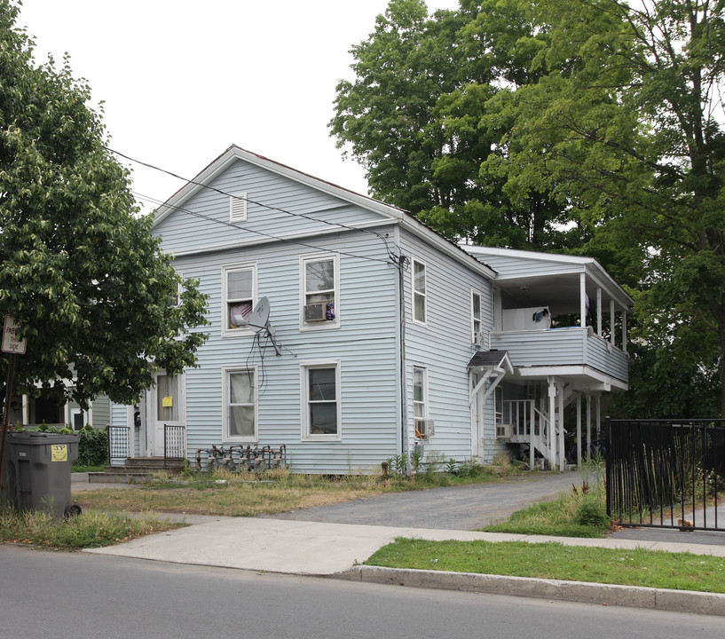 47 Elm St in Glens Falls, NY - Building Photo