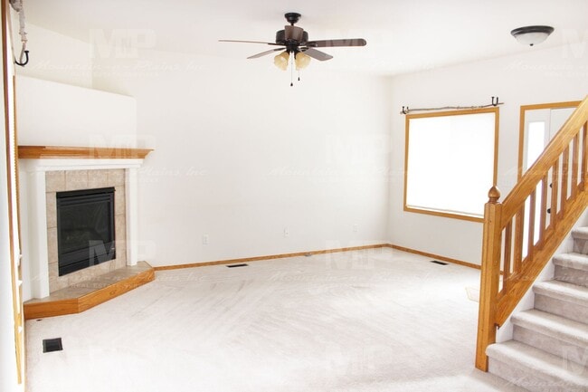 2357 Forsythia Ct in Loveland, CO - Building Photo - Building Photo