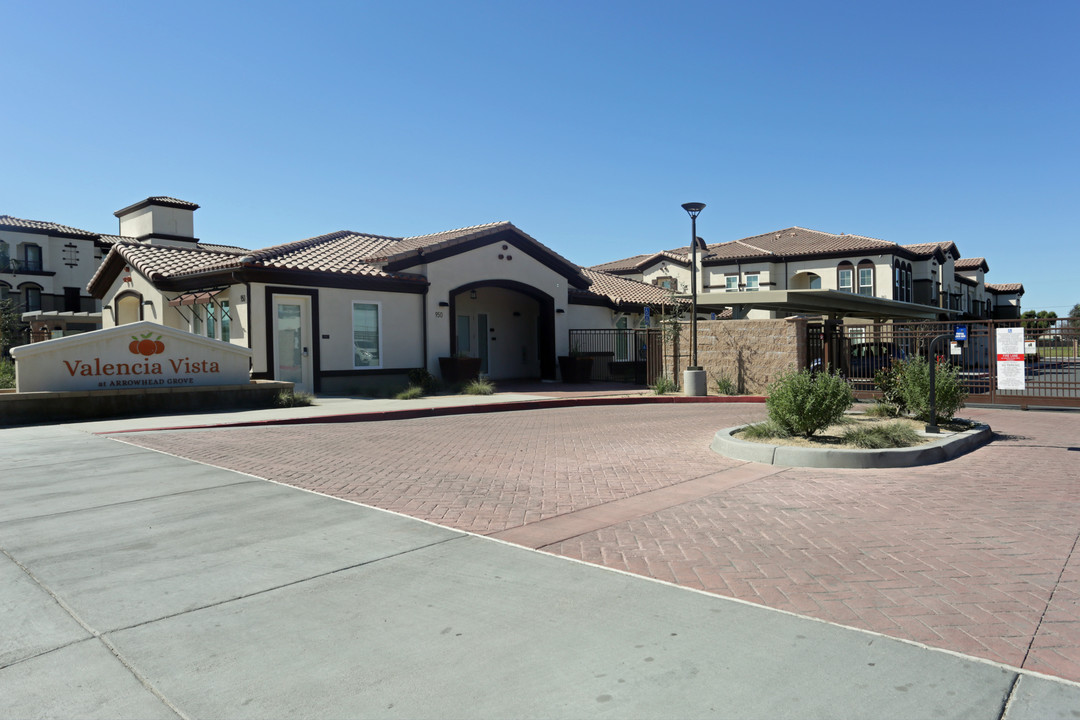 Valencia Vista in San Bernardino, CA - Building Photo