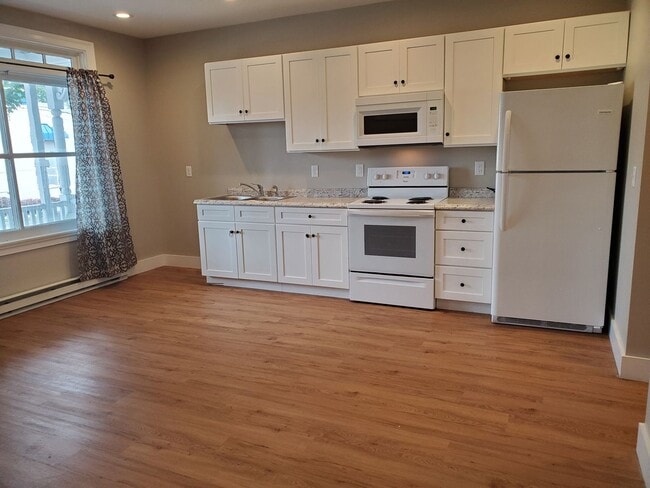 property at 632-634 2nd St