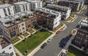 22143 Penelope Heights Terrace in Ashburn, VA - Building Photo - Building Photo