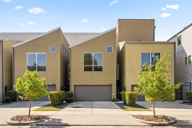 property at 2924 Cline St