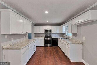 115 Elizabeth Way in Ellenwood, GA - Building Photo - Building Photo