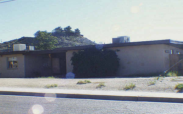 Cinnabar West Apartments in Phoenix, AZ - Building Photo