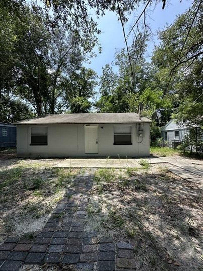 property at 9050 7th Ave