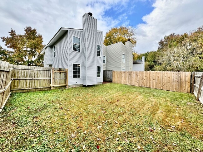 5948 Buckminister Ln in Virginia Beach, VA - Building Photo - Building Photo