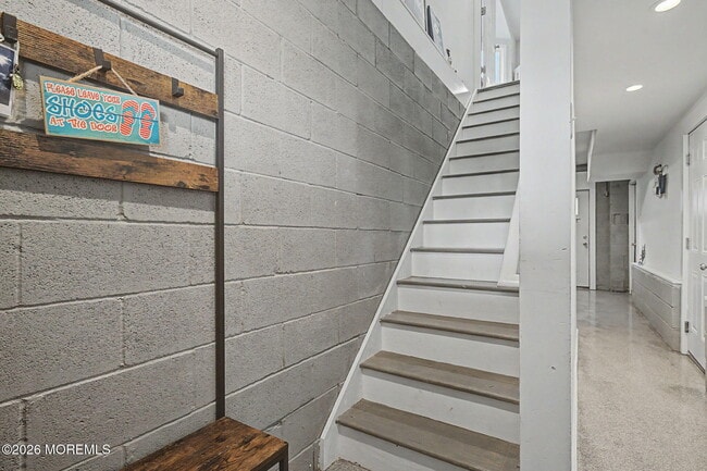 10 Center St in Rumson, NJ - Building Photo - Building Photo