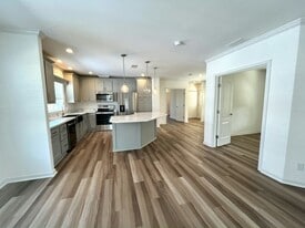 8775 20th St in Vero Beach, FL - Building Photo