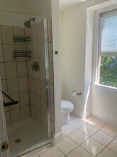 75 Centre St, Unit 75 Centre St in Haddonfield, NJ - Building Photo - Building Photo