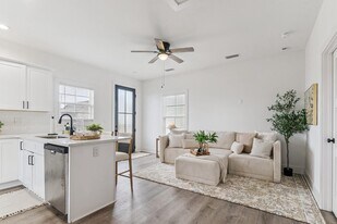 211 Cicero St in Panama City Beach, FL - Building Photo