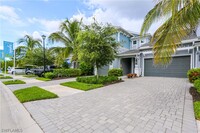 2665 Seychelles Cir in Naples, FL - Foto de edificio - Building Photo