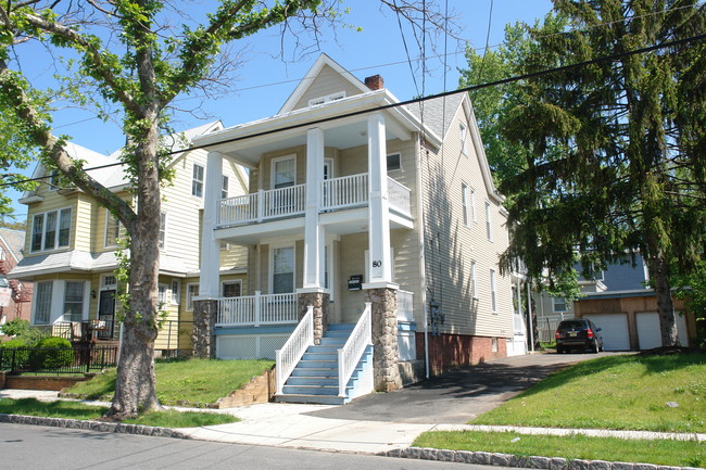 80 Gordon St in Perth Amboy, NJ - Foto de edificio - Building Photo