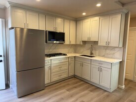 1924 Camargo Dr in San Jose, CA - Building Photo