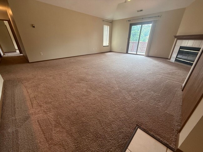 8655 Scenicview Dr in Broadview Heights, OH - Building Photo - Building Photo