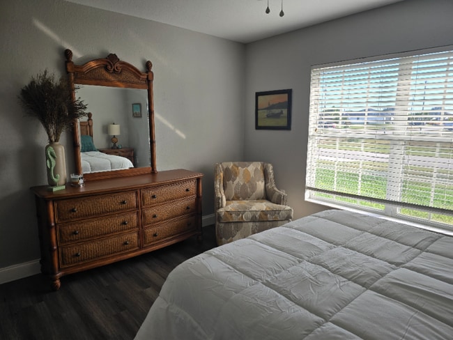 908 NW 15th Ave in Cape Coral, FL - Building Photo - Building Photo