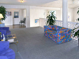 Hawaiian Village North Apartments