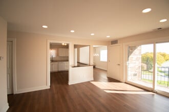 14949 Lake View Dr in Orland Park, IL - Building Photo - Building Photo