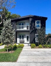 7777 NW 8th Ct in Miami, FL - Building Photo - Building Photo