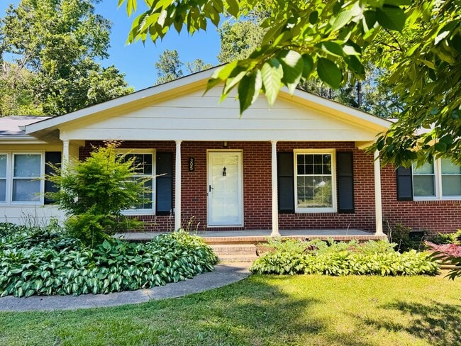 property at 305 8th St