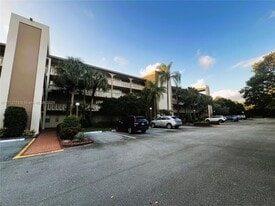 2504 Antigua Terrace in Coconut Creek, FL - Building Photo