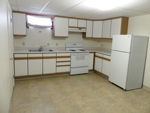 602-604 5th St S in Brookings, SD - Foto de edificio - Building Photo