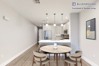 200 Bay Dr in Sudbury, MA - Foto de edificio - Building Photo