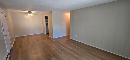 1980 Axtell Dr in Troy, MI - Building Photo - Building Photo
