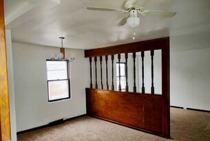 500 Center Ave in Verona, PA - Building Photo