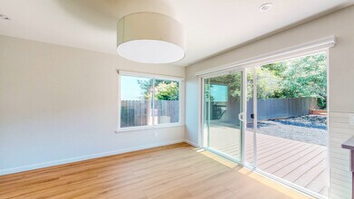 1321 Lasuen Dr in Millbrae, CA - Building Photo - Building Photo