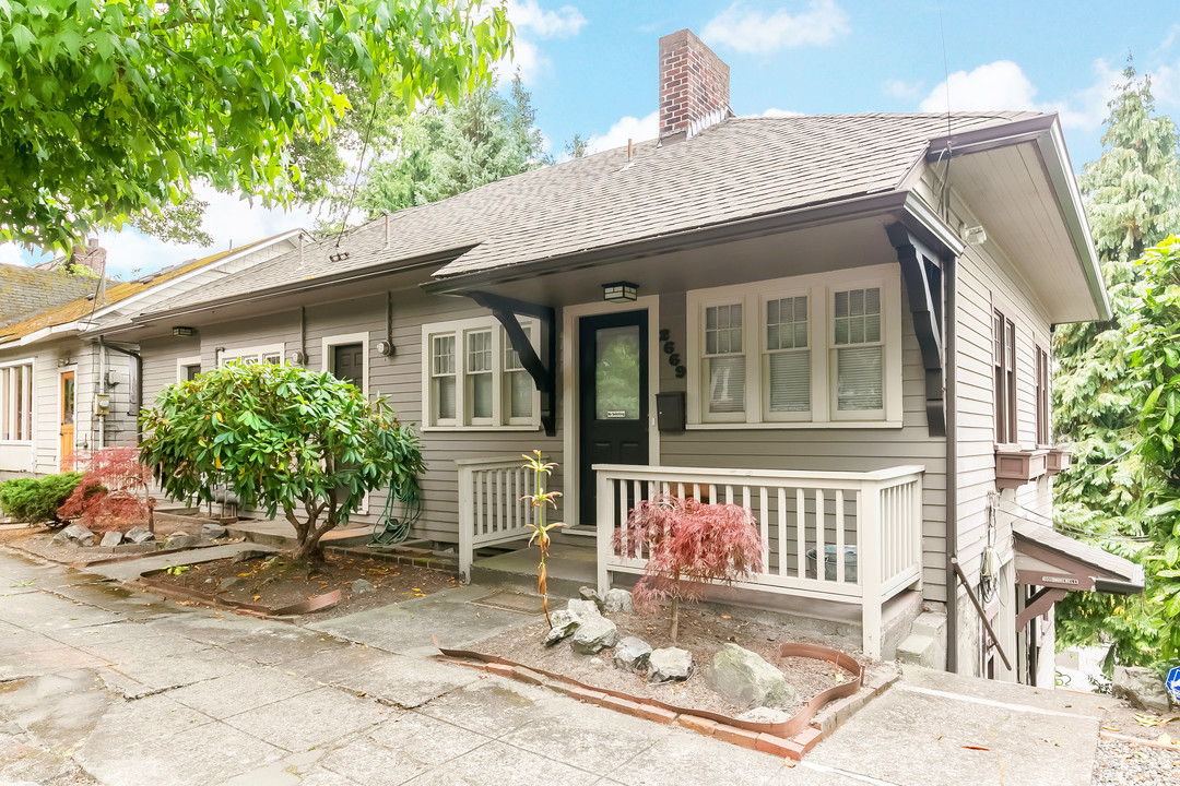 Westview Fourplex in Seattle, WA - Building Photo