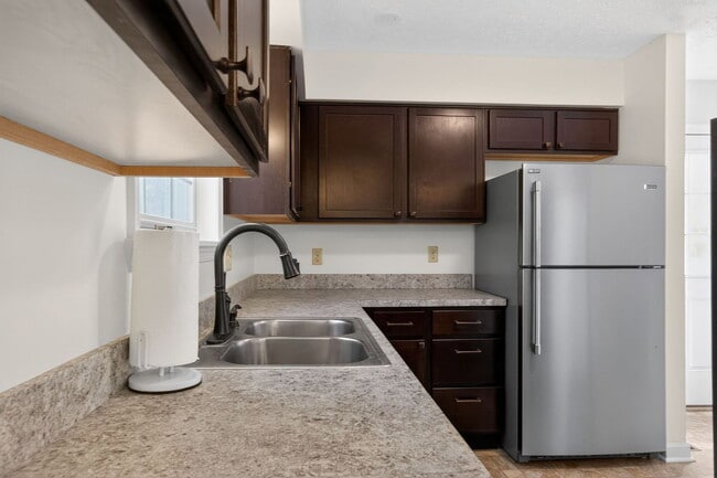 11530 Tomahawk Trail W in Lusby, MD - Building Photo - Building Photo