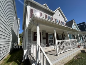 2114 Woodlawn Ave in Indianapolis, IN - Building Photo - Building Photo