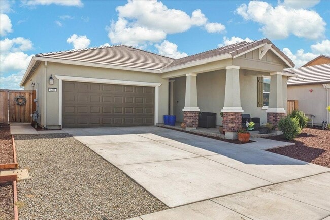 680 Bilston Dr in Patterson, CA - Building Photo - Building Photo