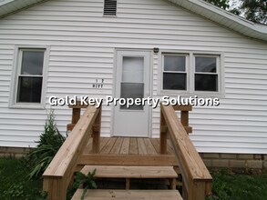 2122 S Hoyt Ave in Muncie, IN - Building Photo - Building Photo
