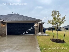2401 Hill Rd in Oklahoma City, OK - Building Photo - Building Photo