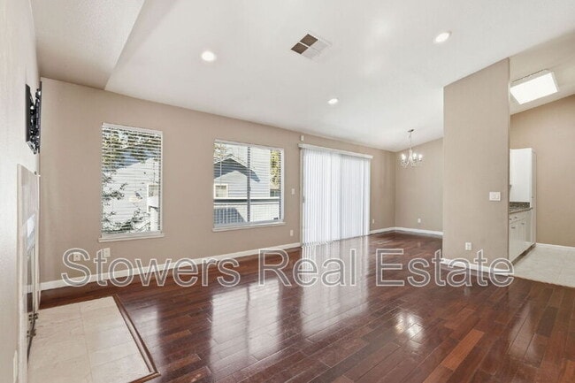 7102 Cross Creek Cir in Dublin, CA - Building Photo - Building Photo