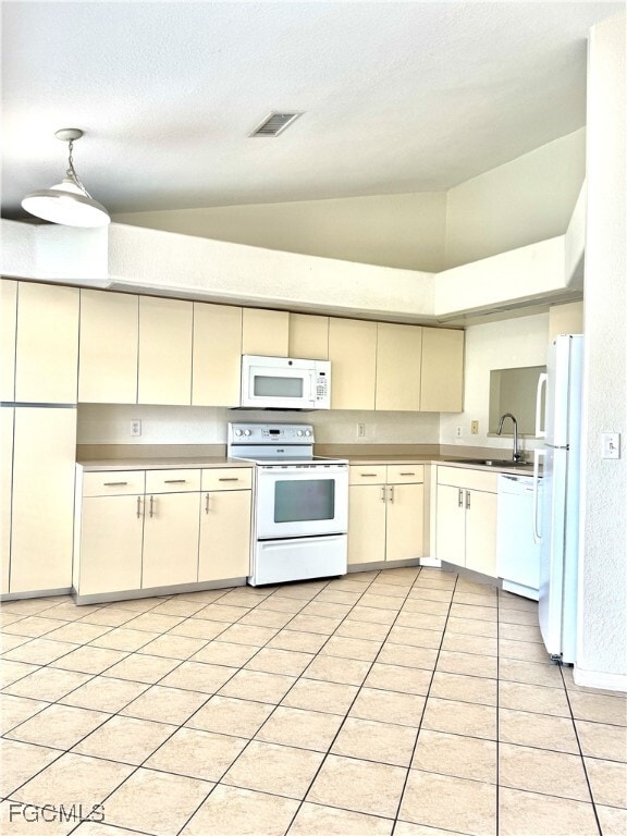 912 Cape Coral Pkwy W in Cape Coral, FL - Building Photo - Building Photo