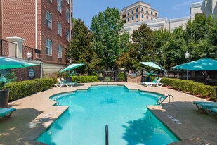 The Rocca Apartments in Atlanta, GA - Building Photo