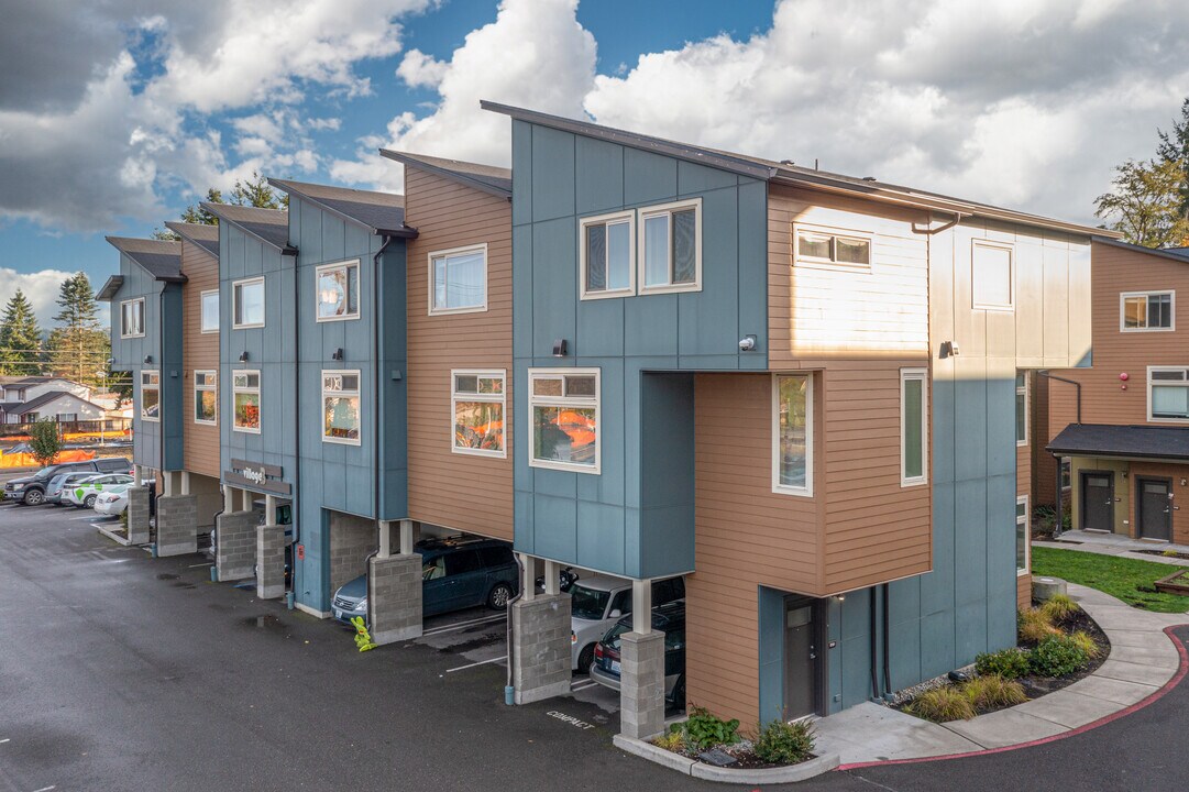 Monroe Family Village in Monroe, WA - Foto de edificio